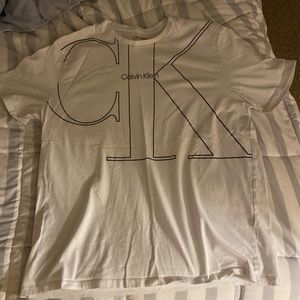 Calvin Klein tshirt